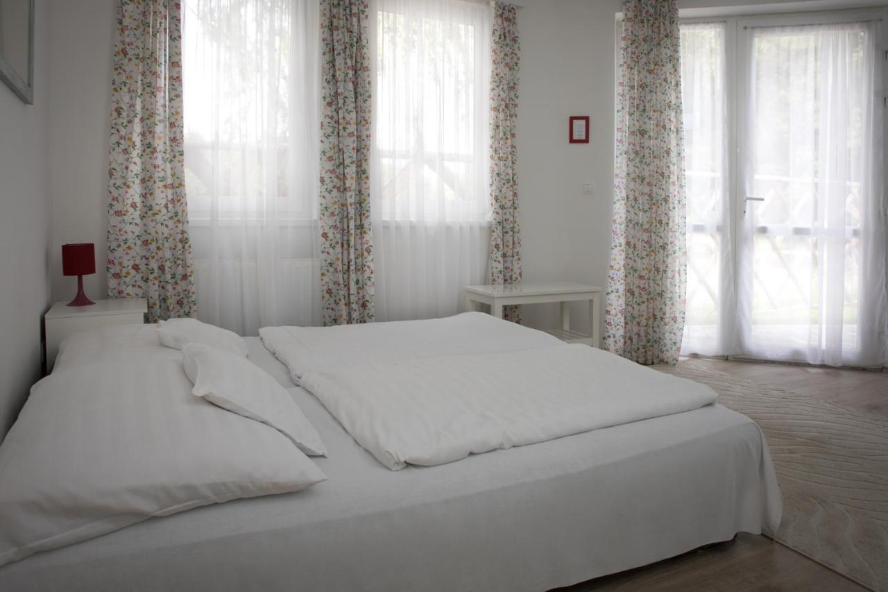 Apartment To-part Panzio